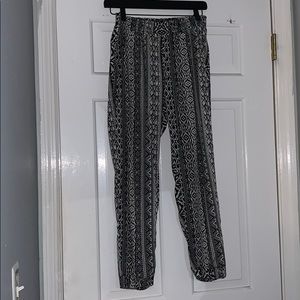 American Eagle flowy pants